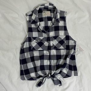 NWT Garage Sleeveless Front-Tie Flannel